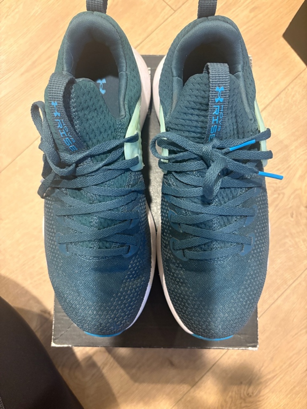 Under Armour Womens Teal Knit Athletic Trainers with Mint Accents